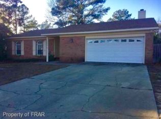 7086 Calamar Dr, Fayetteville, NC 28314