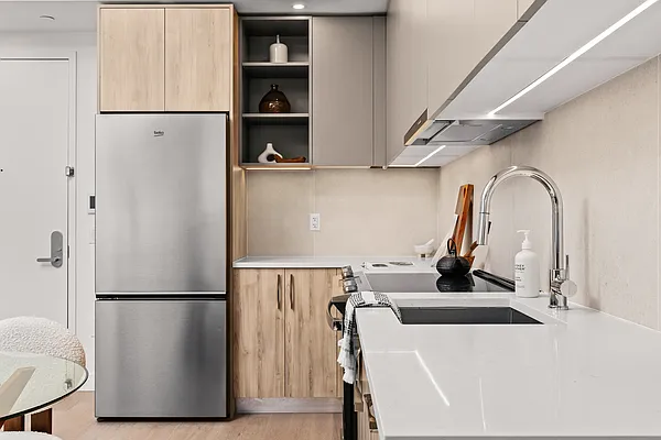 Rented by Nooklyn NYC LLC | media 56