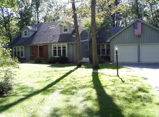 1214 Kirkwood Dr, Waterford, WI 53185
