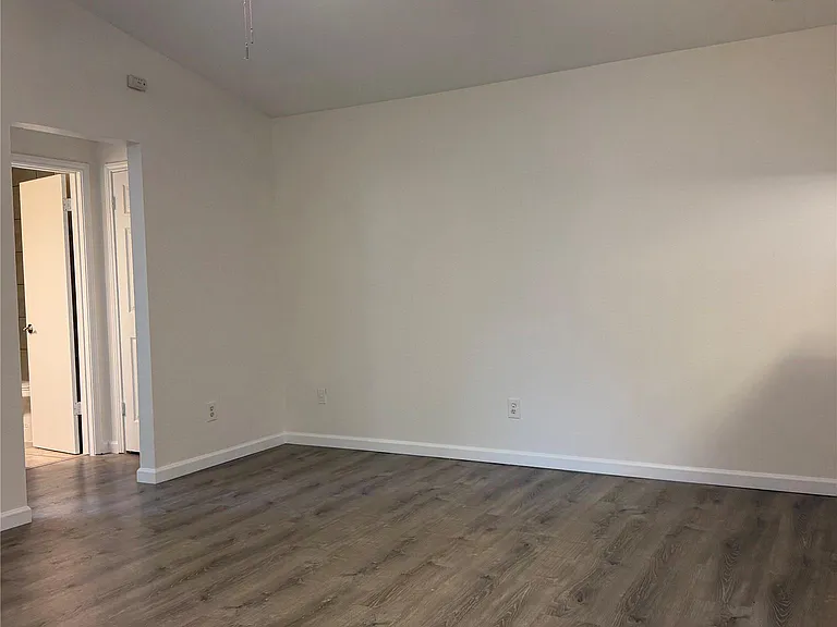 615 Luther Dr #A — Photo 2