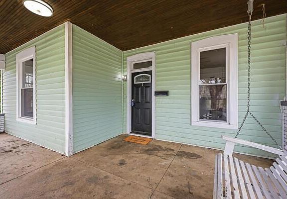 4th image of 31 N Madison Rd #R