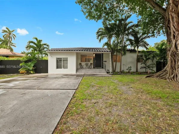 441 De Soto Dr, Miami Springs, FL 33166