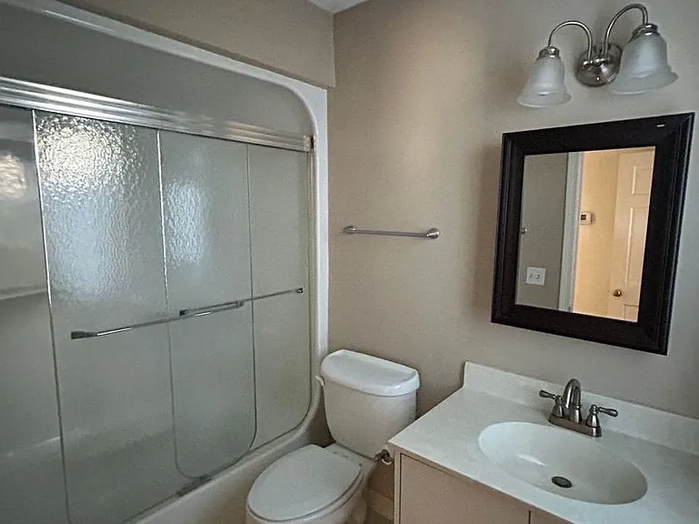 2158 Graystone Dr — Photo 6