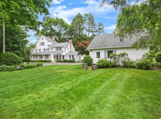 545 Cognewaugh Rd, Cos Cob, CT 06807