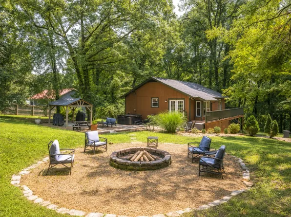 1036 Street Rd, Kingston Springs, TN 37082