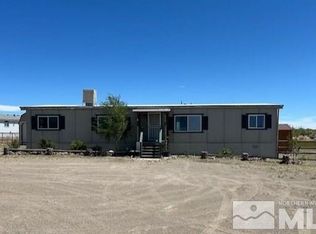 5040 Arapaho Ct, Silver Springs, NV 89429