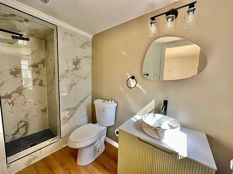 352 Henson Dr — Photo 16