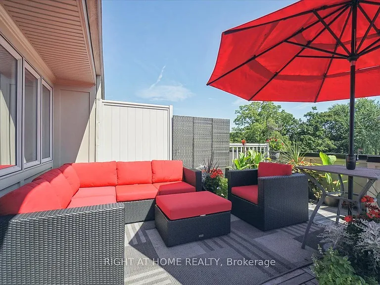 99 Brant St #7 — Photo 28