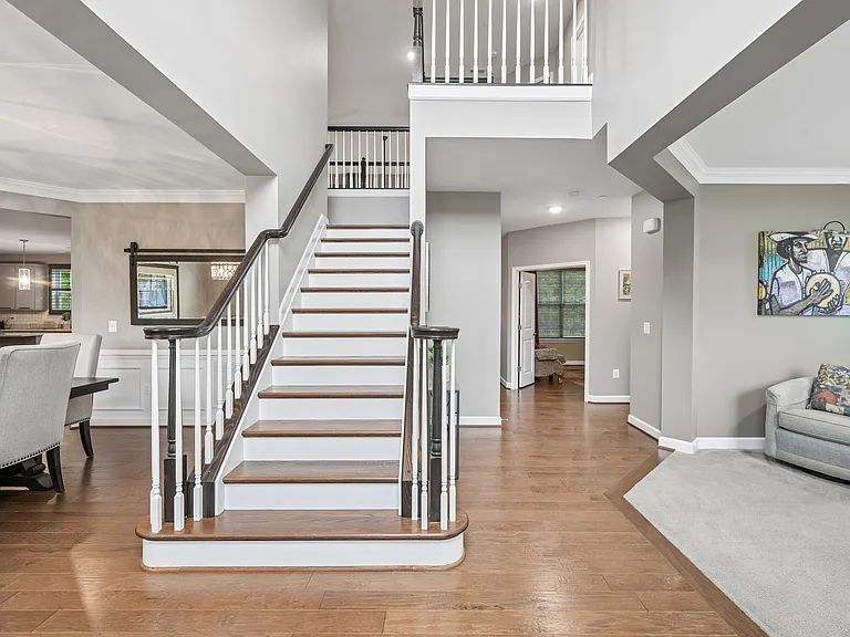 10400 Del Ray Ct — Photo 3