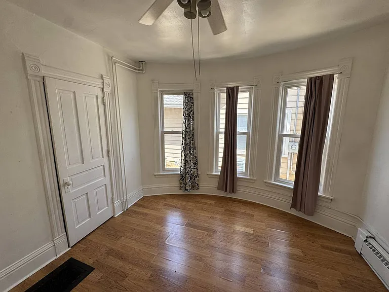 1034 E Johnson St #1 — Photo 7