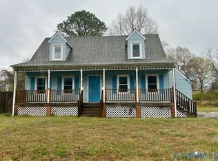 25610 Walkers Landing Ct, North Dinwiddie, VA 23803