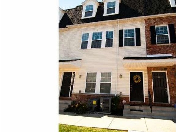 2nd image of 4444 Driftwood Dr #70