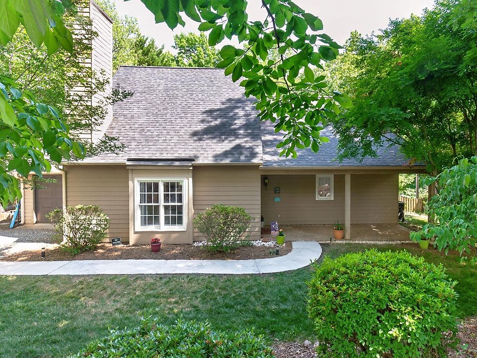 1st image of 305 Starcrest Rd