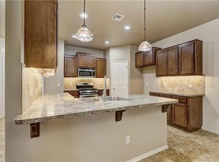 17308 Hawks Tree Ln, Edmond, OK 73012