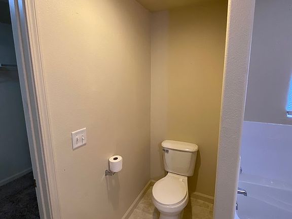 5th image of 542 River Ranch Rd