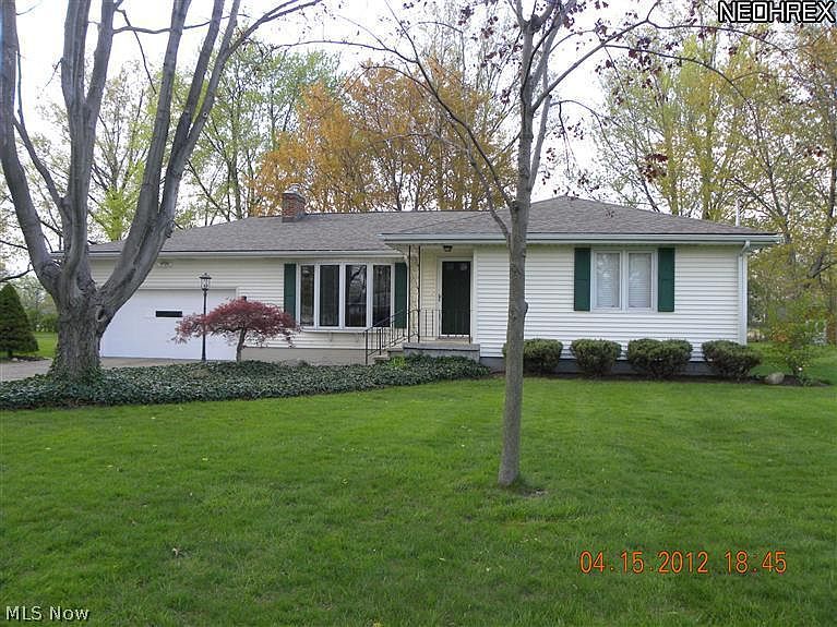 1st image of 36660 Bauerdale Dr