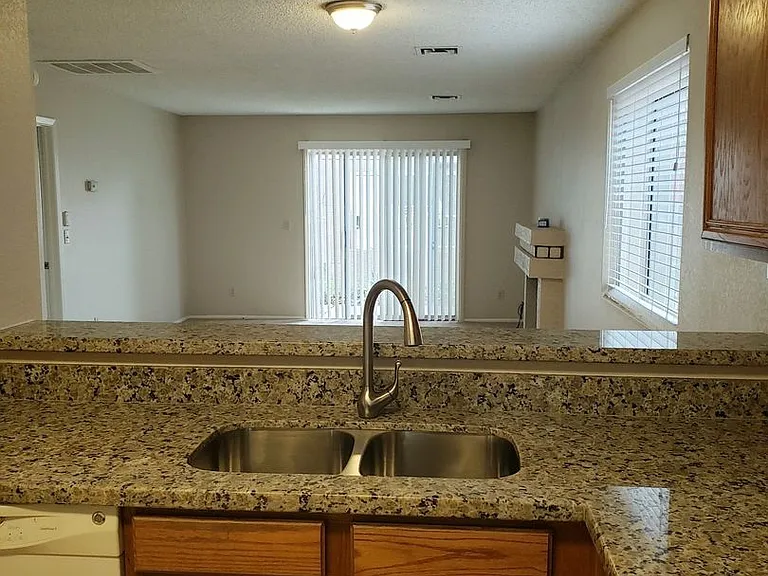 7040 W Olive Ave #92 — Photo 8