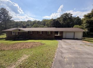 4583 Coal River Rd, Arnett, WV 25007