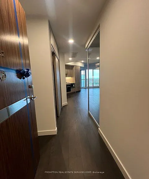 18 Esther Shiner Blvd #652 — Photo 4