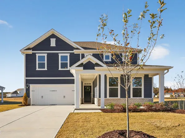 104 Gilmer St, Fuquay Varina, NC 27526