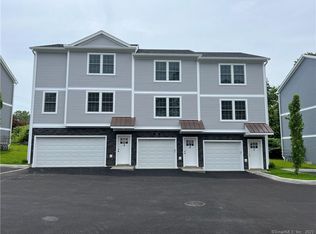692 New Haven Ave #A, Milford, CT 06460