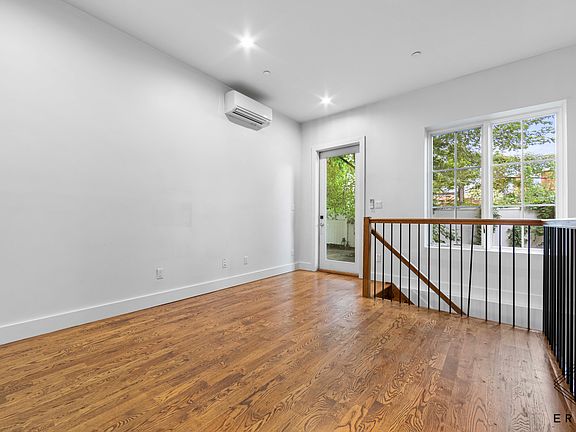 5th image of 230 20th St #1B