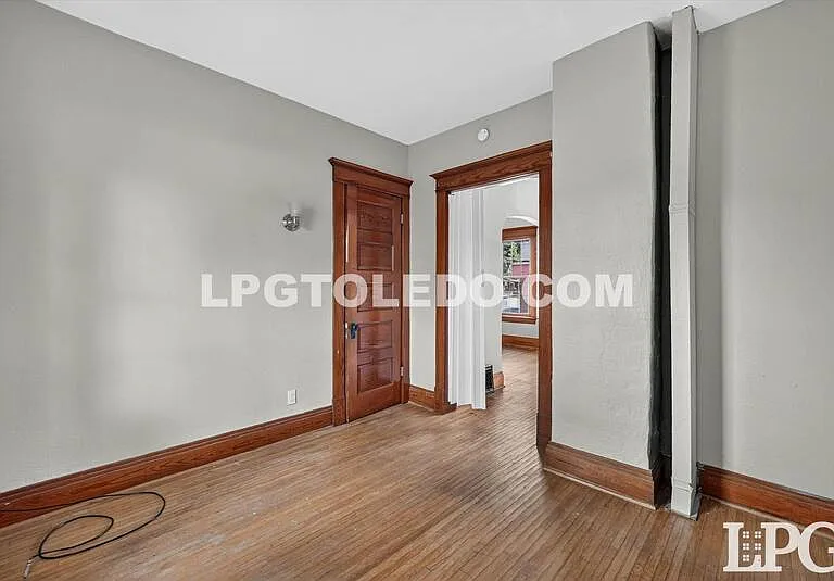 3318 Stickney Ave — Photo 17