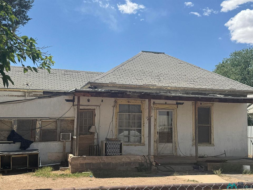 1st image of 317 W Dallas Ave