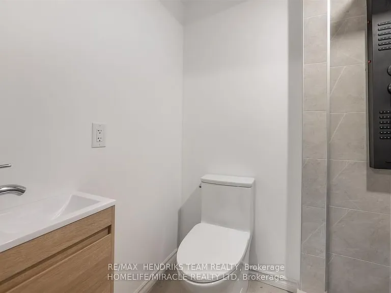 7353 Marvel Dr — Photo 29