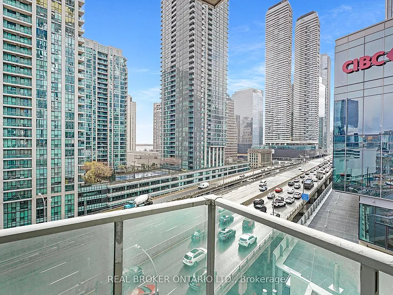18 Yonge St #1013 — Photo 10