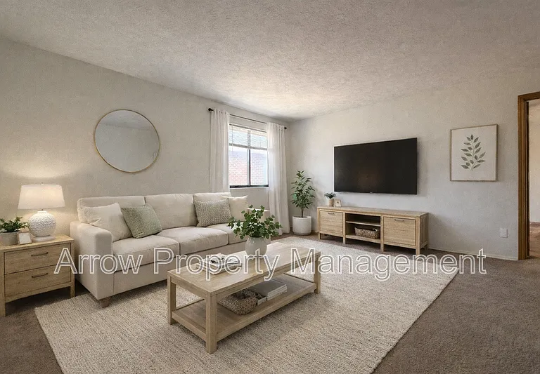 1421 D St #2 — Photo 1