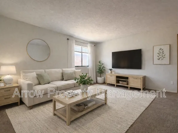 1421 D St, Lincoln, NE