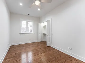 3335 N Avers Ave #3N — Photo 6