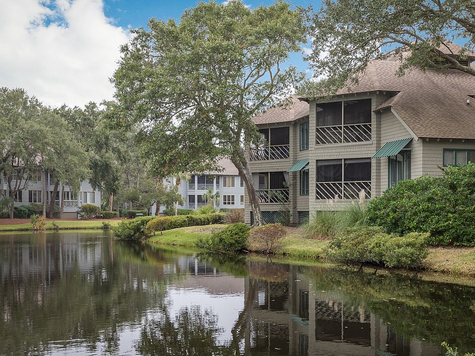 1st image of 4706 Tennis Club Ln
