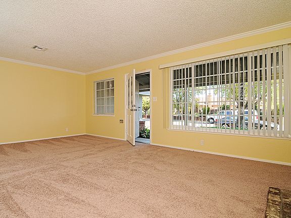 5th image of 5208 Cabot Cir