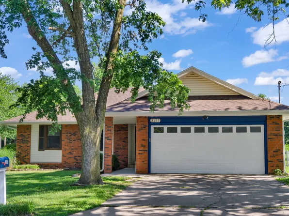 3217 W Riverside Street, Springfield, MO 65807