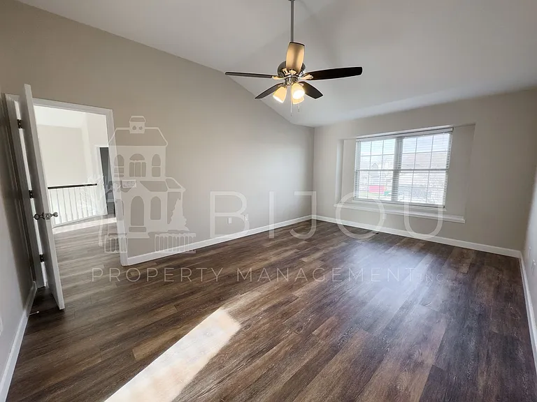 1461 Grass Valley Dr — Photo 16