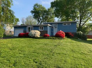252 Luff Ln, Warminster, PA