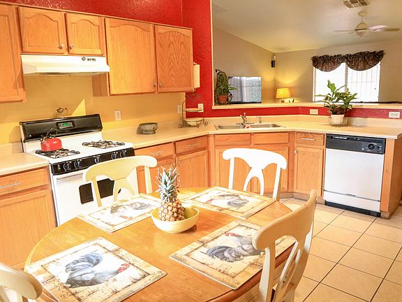 5th image of 2663 W Southern Star Dr