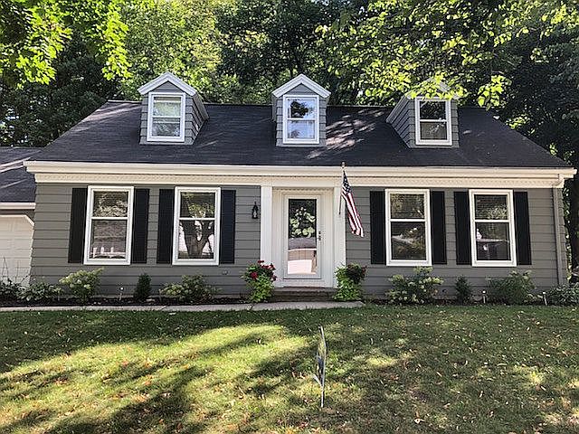 2nd image of 543 Wesley Ave