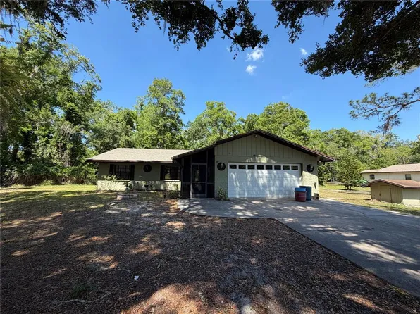 10849 Lakeview Dr, New Port Richey, FL 34654