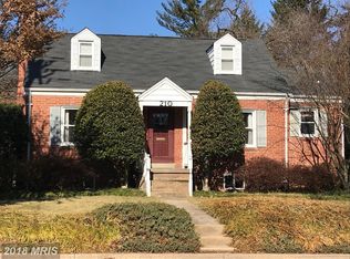 210 S West St, Falls Church, VA 22046