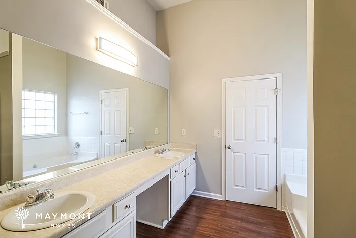 4465 Michael Jay St — Photo 10