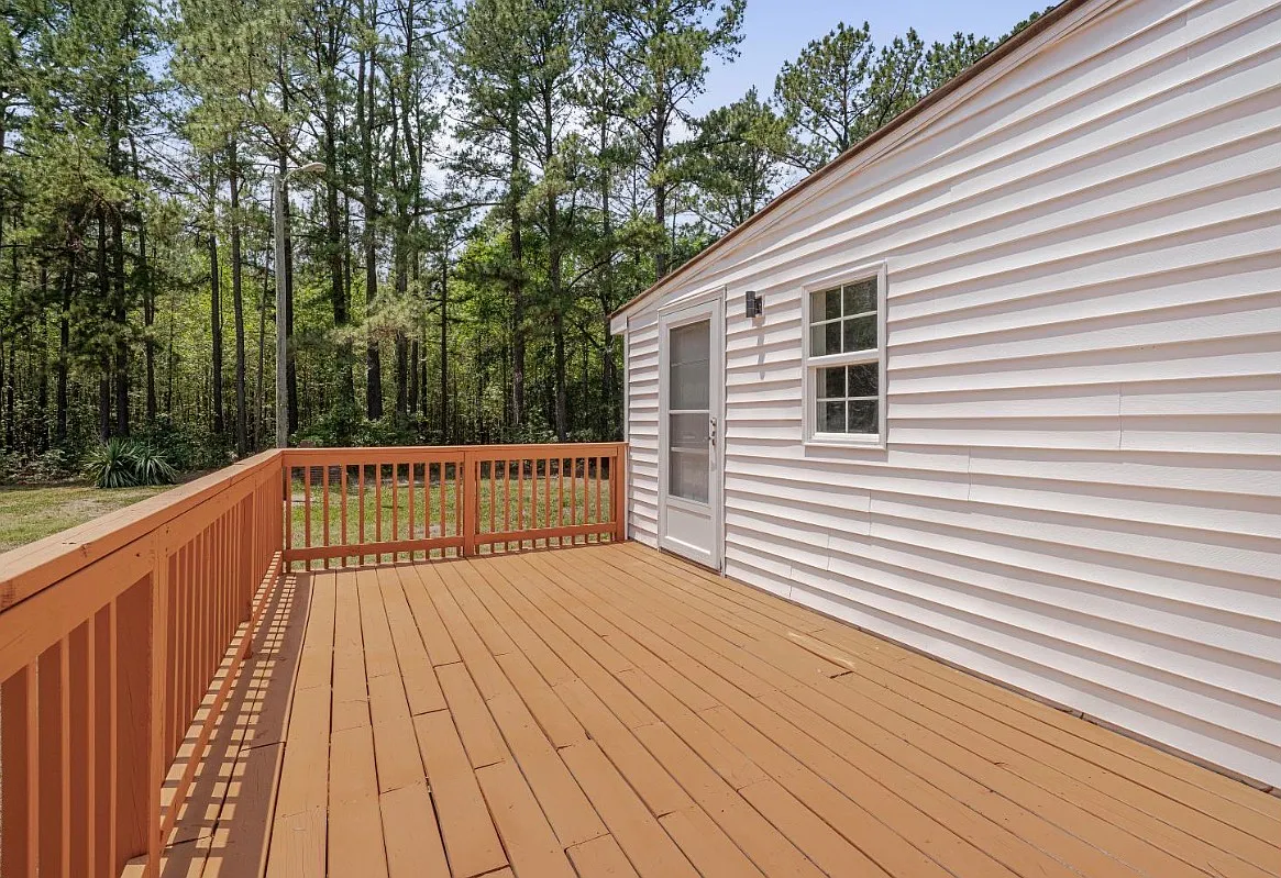 5 bed, 2.5 bath, 1632 sqft, $1,800 — Photo 4