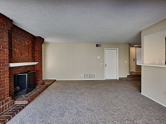 4th image of 23276 Breezy Way