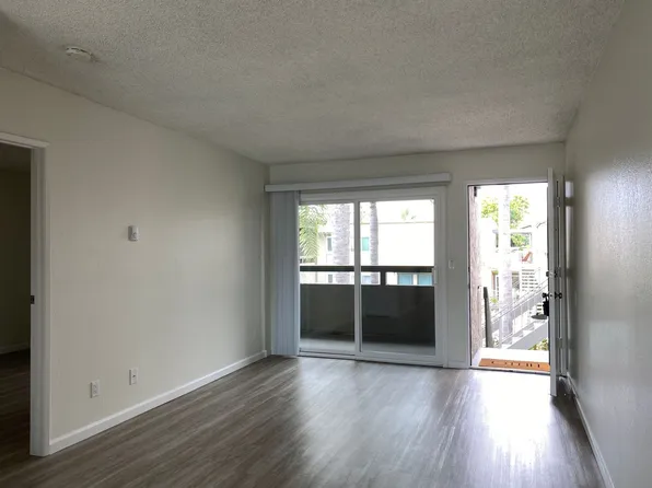 Cabana Apartments