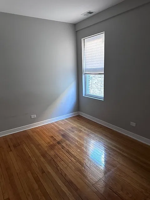 4 bed, $1,900 — Photo 3