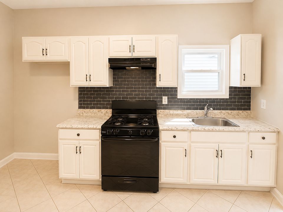 1st image of 421 18th Ave #1