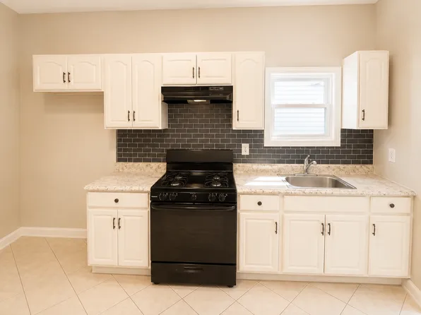 421 18th Ave #1, Newark, NJ 07108