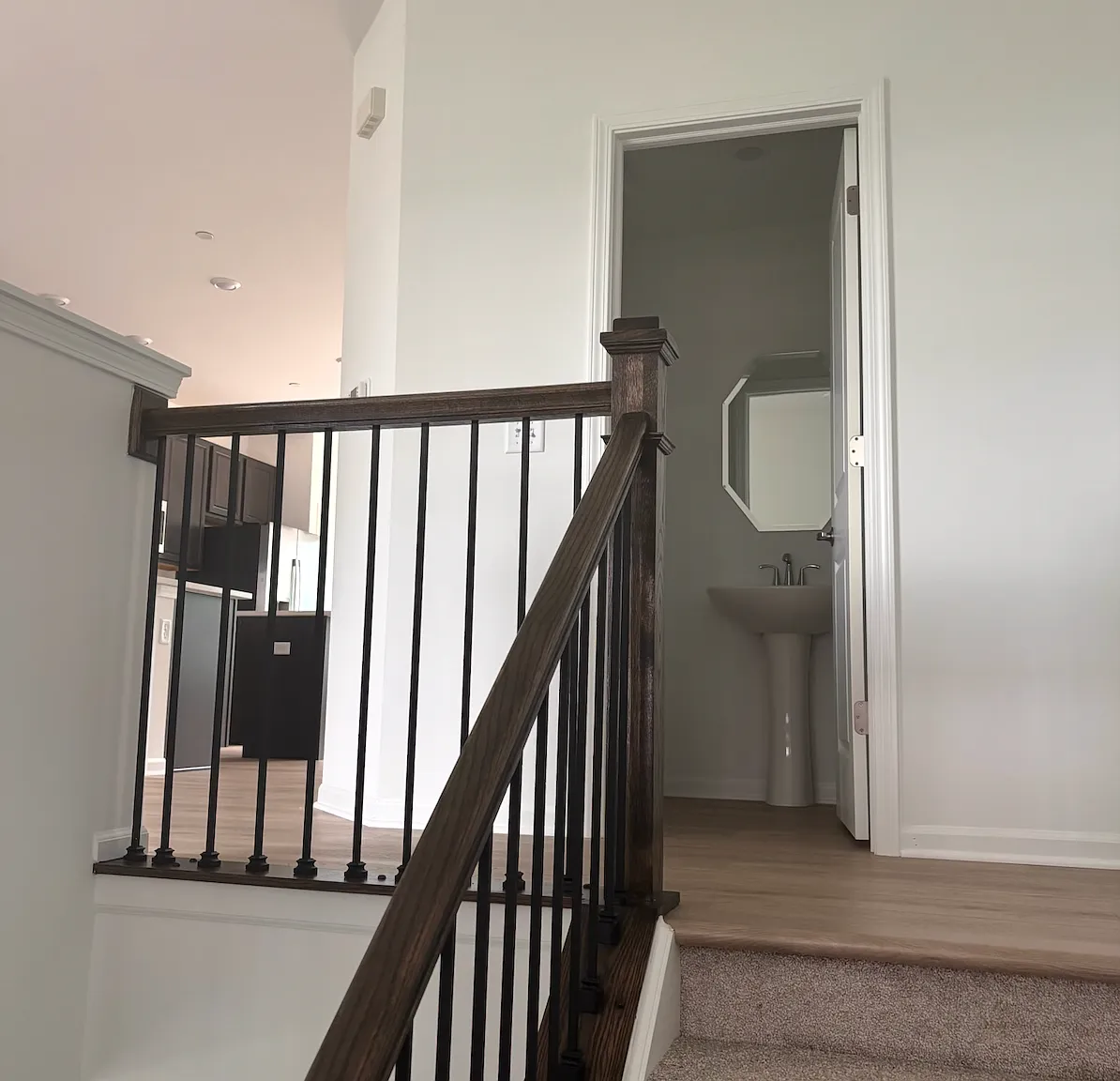3 bed, 1764 sqft, $3,200 — Photo 3